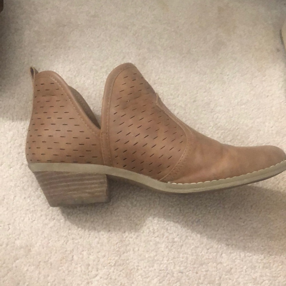 Report bootie